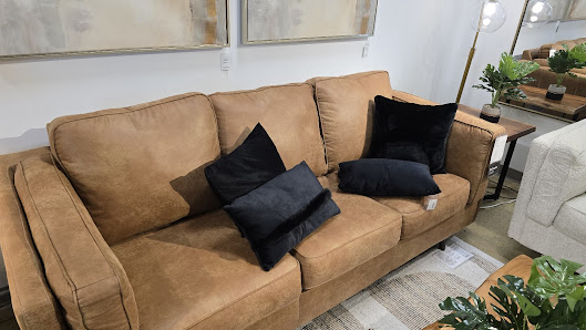 Gaetz Ave Crossing photo 1