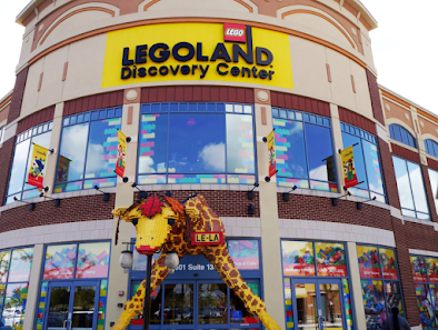 Streets of Woodfield photo 6