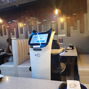 Oakwood Plaza photo 2