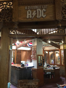 Station Square photo 2