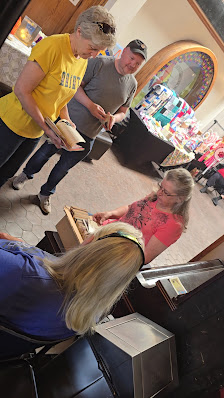 Station Square photo 3