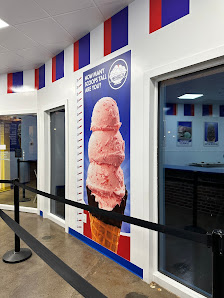 The Shops at Hilton Village photo 2