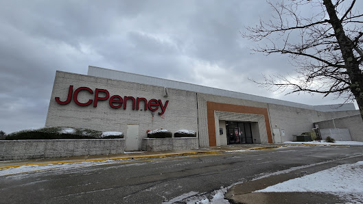 Indiana Mall photo 1