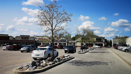 Crestview Shopping Centre photo 3