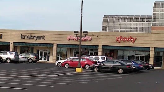 Roosevelt Mall photo 3