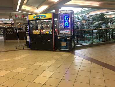 Market Mall Mini Golf photo 1