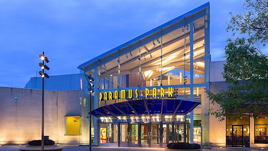 Paramus Park photo 6