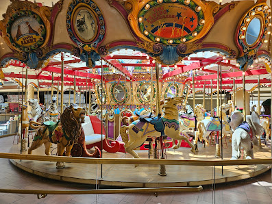 The Shoppes at Buckland Hills photo 2