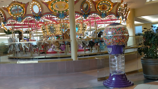 The Shoppes at Buckland Hills photo 3