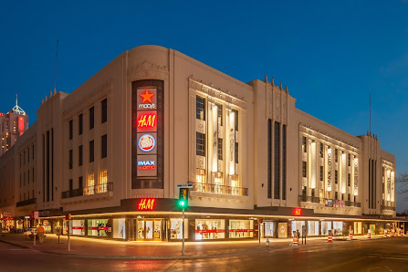 Shops at Rivercenter photo 5