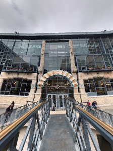 Shops at Rivercenter photo 6