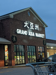 South Hills Mall and Plaza photo 6