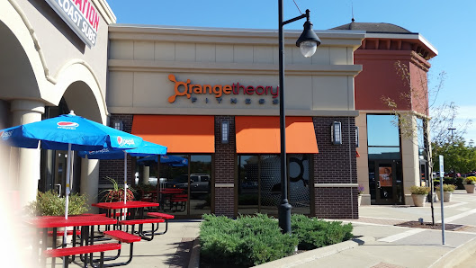 Olathe Pointe photo 6