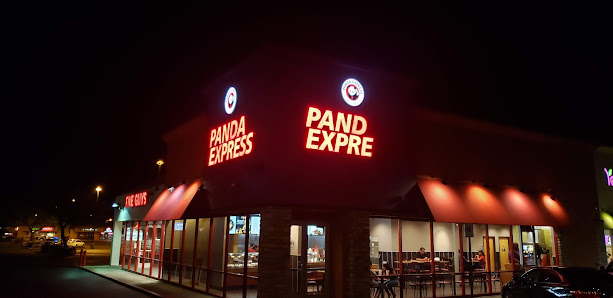 Campbell Plaza photo 4