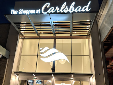 The Shoppes at River Crossing photo 4