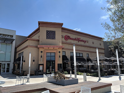 The Shoppes at River Crossing photo 5