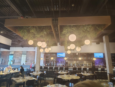 Shoppes at University Center photo 2