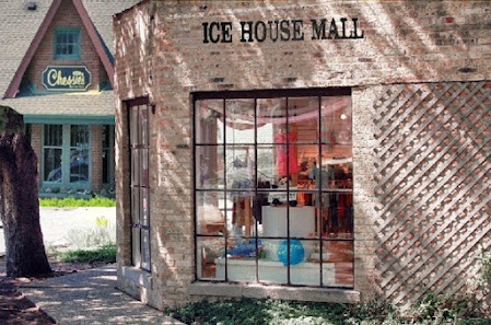 Ice House Mall & Village Shops photo 1