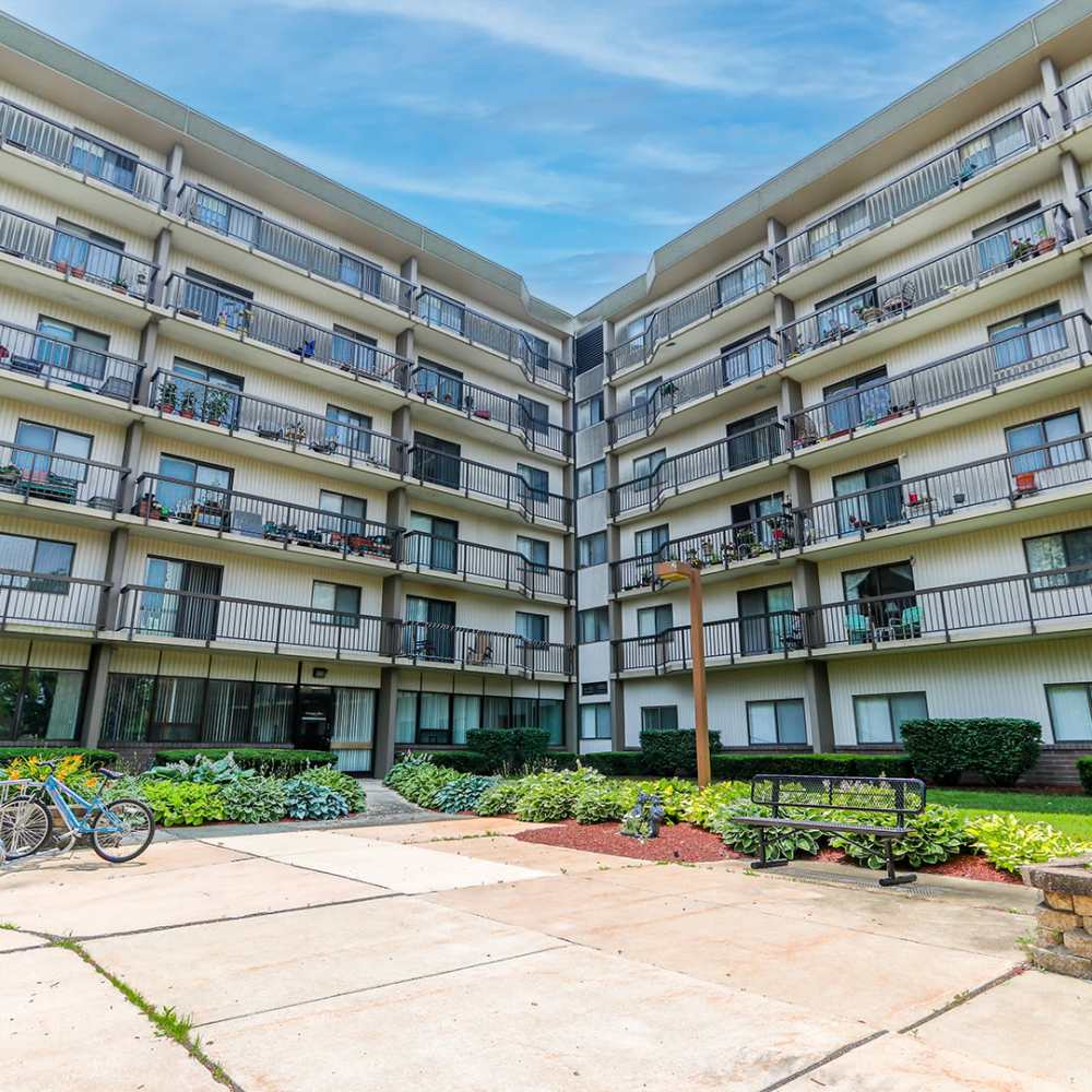 Downtown Farmington Center