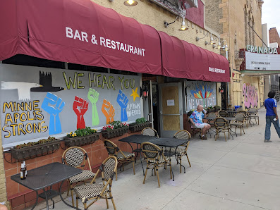 Calhoun Square photo 2