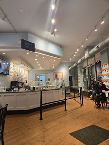 Dempster and Chicago Plaza photo 2