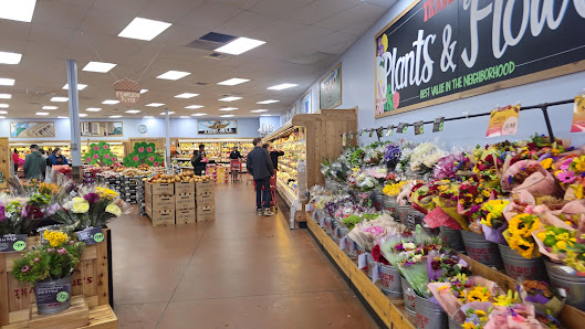 Brookwood Shopping Center photo 2