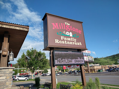 Rushmore Building Plaza photo 1