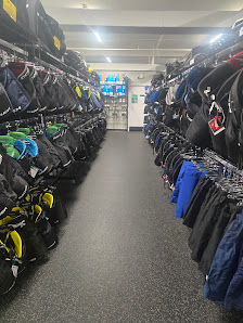 Dedham Plaza photo 2