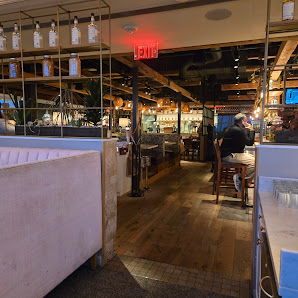 Valencia Town Center photo 4