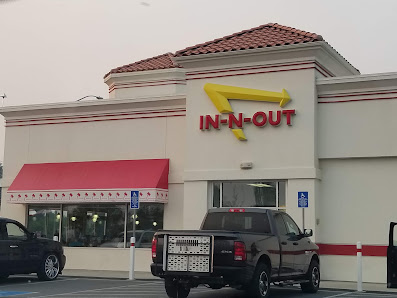 Rogue Valley Mall photo 5