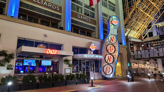 Fourth Street Live! photo 7