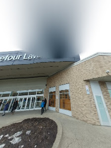 CF Carrefour Laval photo 6