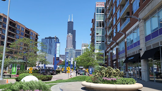 Roosevelt Collection Shops photo 3