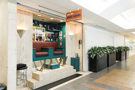 Royal Centre photo 4