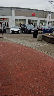 The Streets of Tanasbourne photo 3