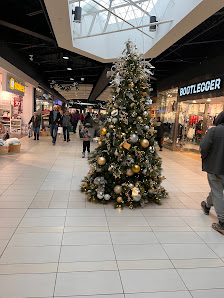 Mayflower Mall photo 2