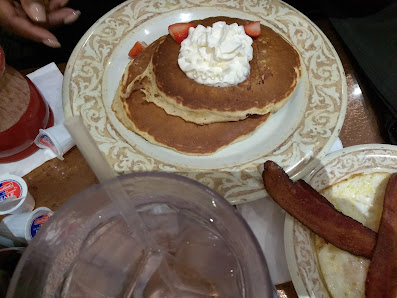 Peachtree Battle photo 4