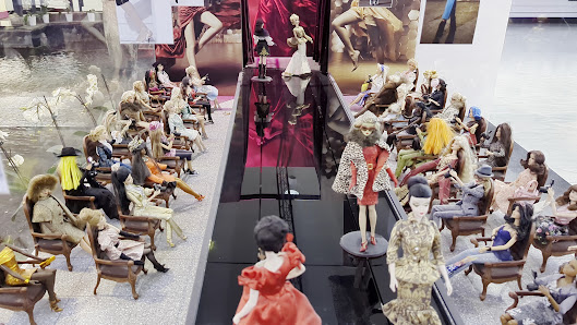 Les Cours Mont-Royal photo 3