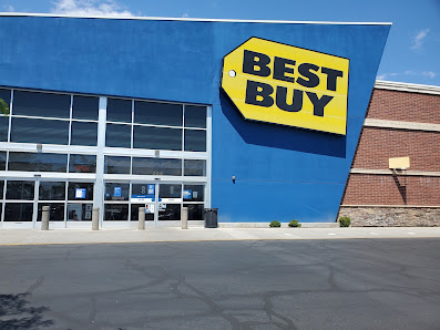 Carillon Square photo 1