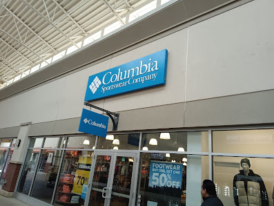 Paragon Outlets Twin Cities at Eagan photo 1