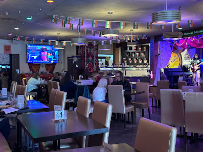 Bellevue Valley Plaza photo 5