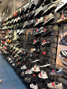 West Park Plaza photo 2