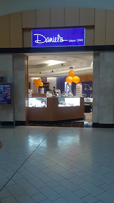 Somersville Towne Center photo 2