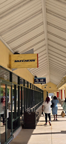 Outlets Ocean City photo 2