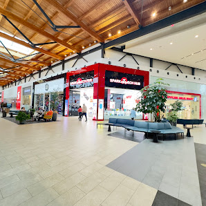 Hillside Centre photo 1