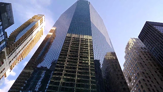 Wall Street Plaza photo 3