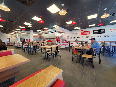 Pinehurst Square photo 2