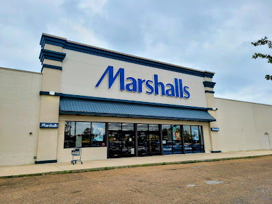 Uptown McComb photo 1