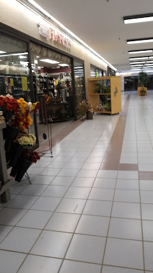 Lakeland Mall photo 2