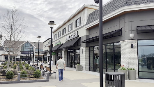 Tulsa Premium Outlets photo 3